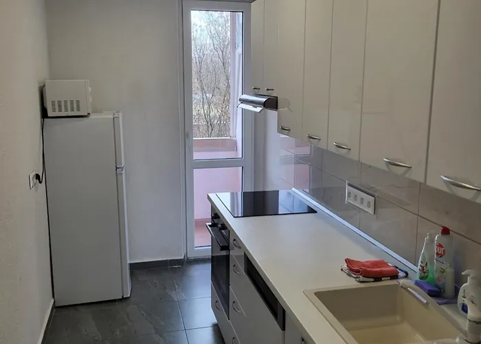 Meteorit 1 Apartament